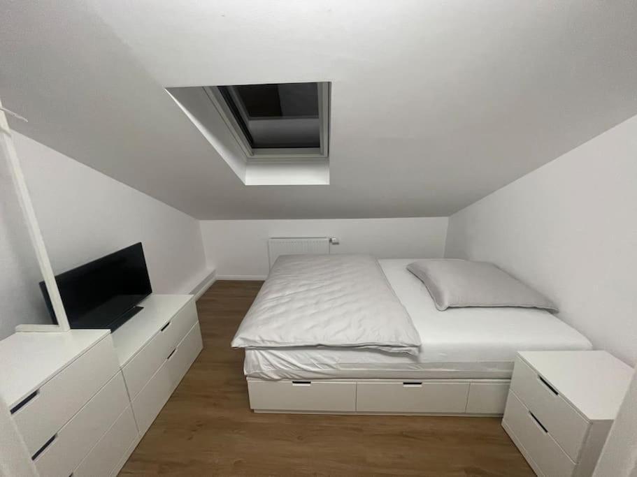 Buxtehude*Wohnung*100Qm*6 Schlafplaetze*Neu* ภายนอก รูปภาพ